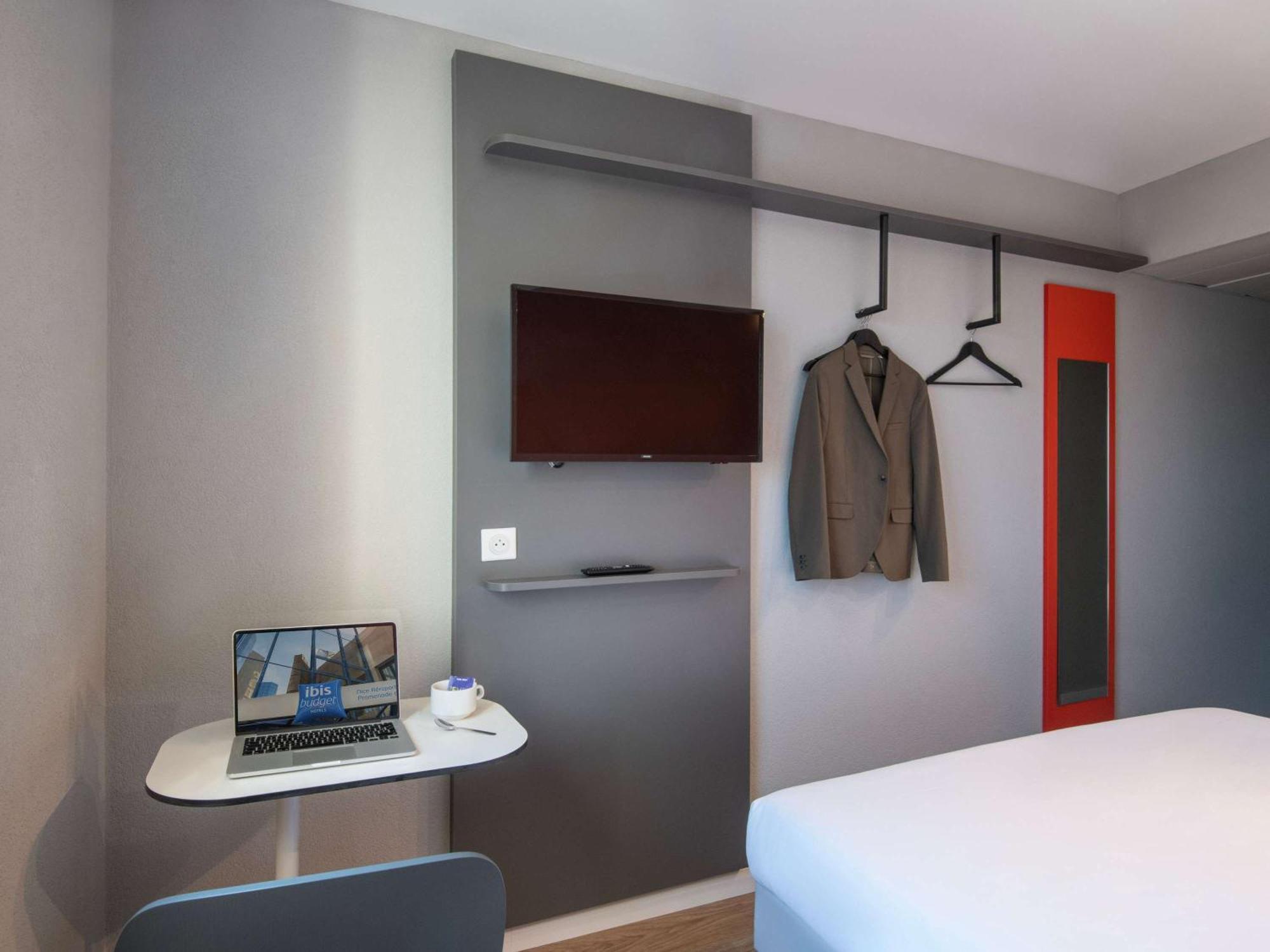Hotel Ibis Budget Aeroport 2*